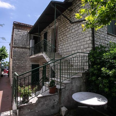N237 - Numana, Trilocale A 100 Metri Dal Centro Appartement Buitenkant foto