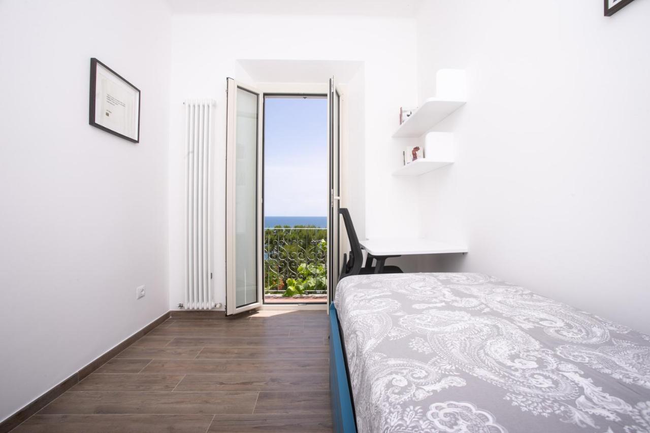N237 - Numana, Trilocale A 100 Metri Dal Centro Appartement Buitenkant foto