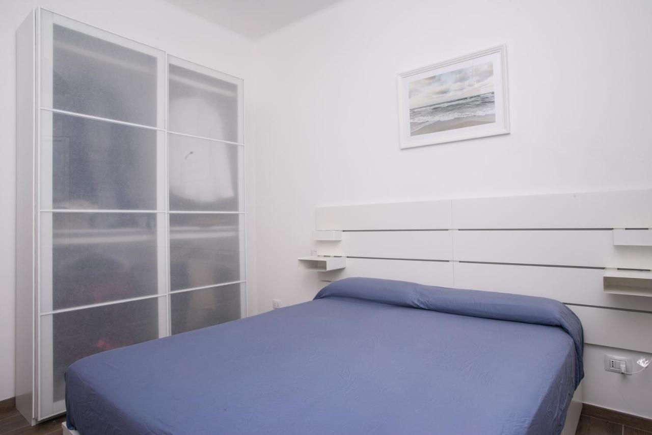 N237 - Numana, Trilocale A 100 Metri Dal Centro Appartement Buitenkant foto