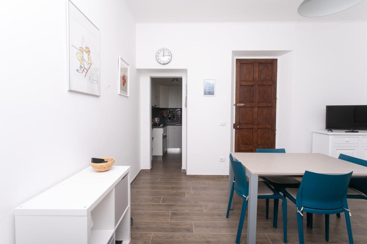 N237 - Numana, Trilocale A 100 Metri Dal Centro Appartement Buitenkant foto