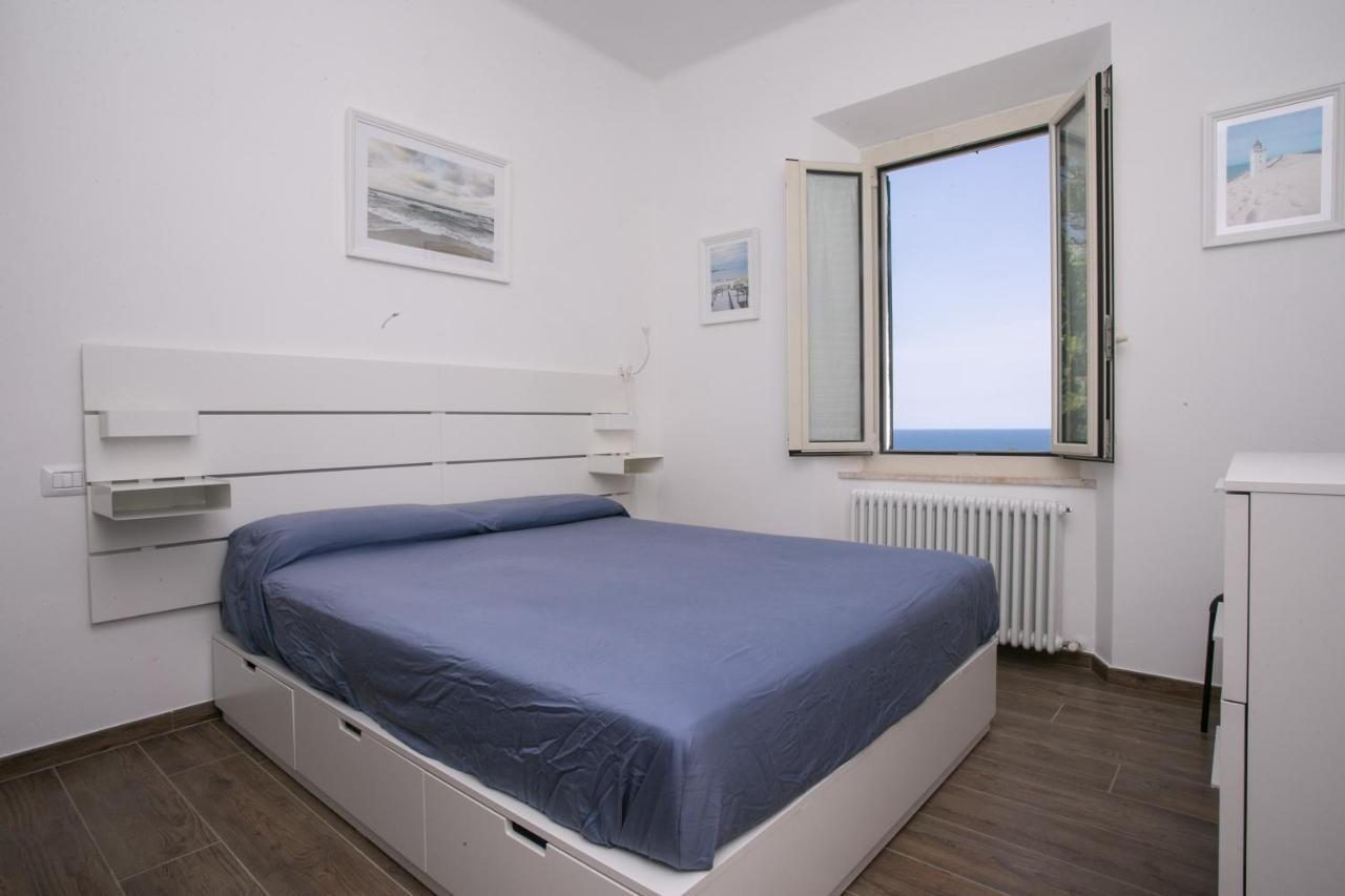 N237 - Numana, Trilocale A 100 Metri Dal Centro Appartement Buitenkant foto